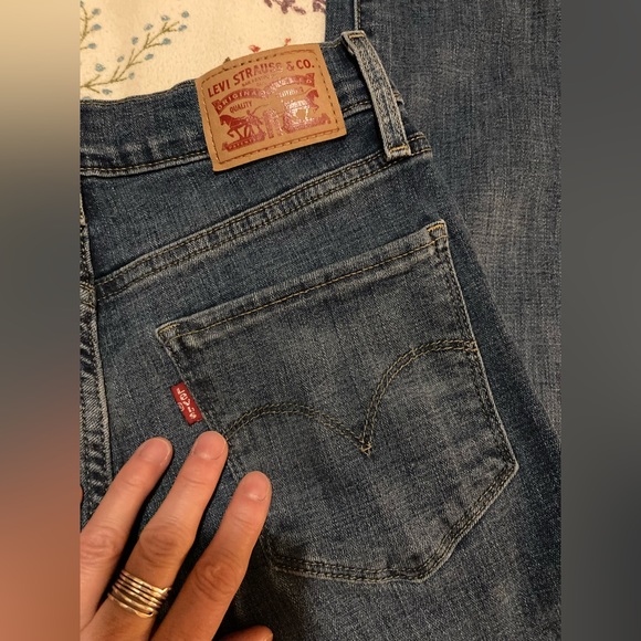 Levi’s 724 High Rise Straight jeans • Size 27/4 R • NWOT • new, never worn - Picture 5 of 7